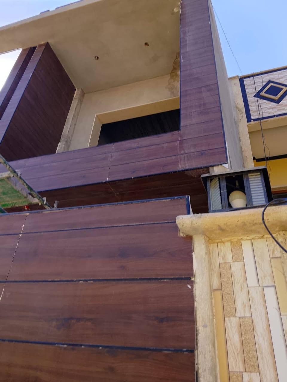 كادر من الموصل متفرغين حاليا شغل درجه اولى وأسعار مناسبه جداري وارضي متواجدين في كربلاء ***********
***********
