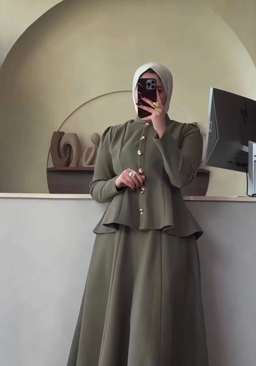 ❤️ ﷽

الكولكشن الرمضاني يبدأ من هنا 💐 

ووصل الجمال وترند الموسم😍❤️

الالوان كما معروض 🎨

اسود جوزي اوف وايت زيتوني 

 طقم تنوره طول كامل 
الخامة دابل تركي 

قياس   38 40 42 44 46 48


**إذا كنت صاحب هذا الإعلان وتريد حذفه لأي سبب، رجاءا أرسل رسالة إلى الدعم الفني**