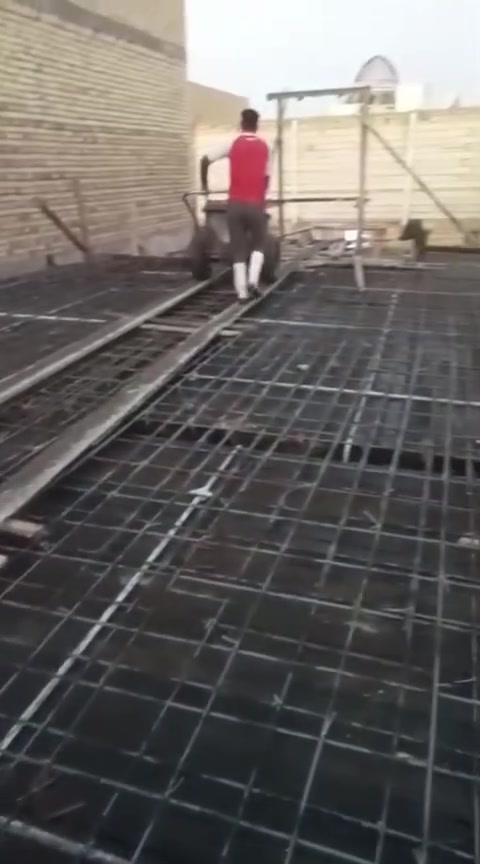 السلام عليكم *********** اي شخص محتاج صب رباط أو صب البيت من الداخل أو تسليطه سطح يرسلني كادر كامل من خباطه وعمال شغل نظيف ومرتب وتساب موجود في ***********
