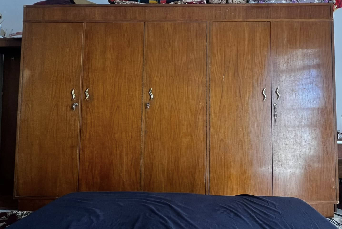 #للبيع                                                                                               غرفه اخشاب خمسة ابواب صاج دخل خارج


**إذا كنت صاحب هذا الإعلان وتريد حذفه لأي سبب، رجاءا أرسل رسالة إلى الدعم الفني**