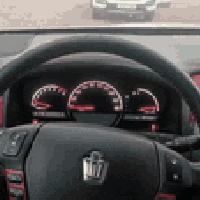 شاهينه للبيع موديل 2004 السيارة نضيفه السعر 40 وبيه مجال للشراي اتصل و...