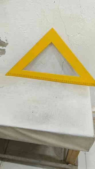 مصاطر لقياس الأقمشة في الفصال للبيع للأستفسار الأتصال بالرقم *********** والخاص موجود
