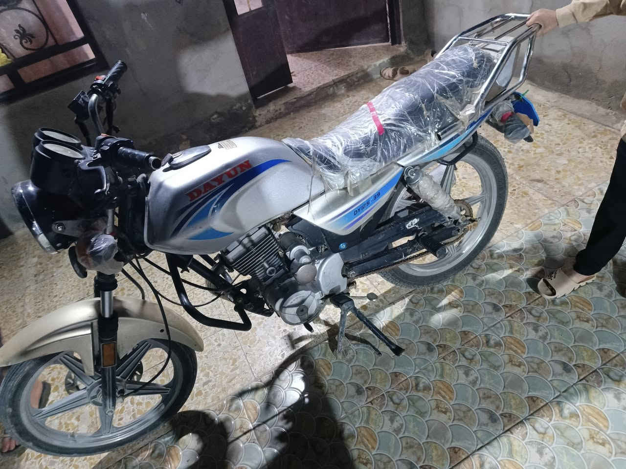 سلام عليكم دراجه دايون عضم2022 كلك مكفوله من كلشي دراجه خير من الله العنوان القاسم الفياضيه‏‪***********‬‏
