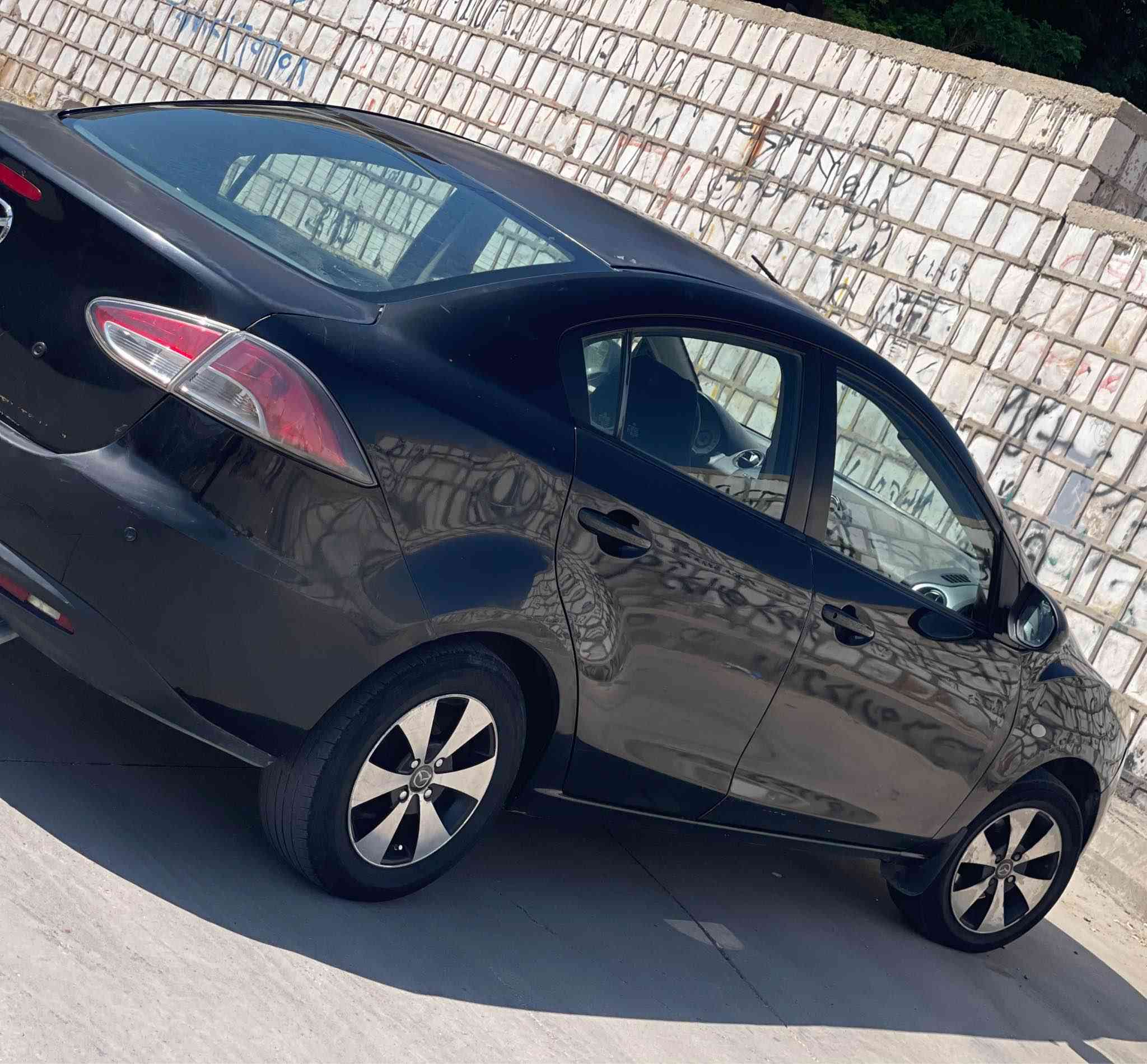 ‎مازدا ۲  mazda 2 
‎٠۷۷٤٠۸۷۲۳۳۷ فایبەر و واتس ئەپی لەسەرە 
‎مۆدێل ۲٠۱۱ بێ بۆیاخ 
‎کەمێک شوخت و یەک پەلە ساردی هەیە 
‎گێر و مەکینە بە شەرتی ۱٠ فیتەر 
‎کارەبایی و تەبریدی سارد و گەرم بەشەرت
‎سەنەوی تا ۲٠۳٠ بە ناو خۆمەوەیە
‎٤ ویلی جوانی لە ژێرایە
‎سیستەمی غازی تورکی شەریکەی بۆ بەستراوە 
‎تازە سێرفسی رۆن و مەکینەی کراوە 
‎یەک دینار مەسروفی تیا نیە
‎سیستەمی ABS _ حاسەی دواوە_ ٤ جام کارەبا 
‎مەکینەی ۱.٥  _ ٤ پستۆن 
‎سەیارەکە مالی دۆستە و هی مەعرەز نیە
‎نرخ : ۷٦ مەجال 
٠۷۷٤٠۸۷۲۳۳۷
شوێن سلێمانی السليمانية, العراق


**إذا كنت صاحب هذا الإعلان وتريد حذفه لأي سبب، رجاءا أرسل رسالة إلى الدعم الفني**