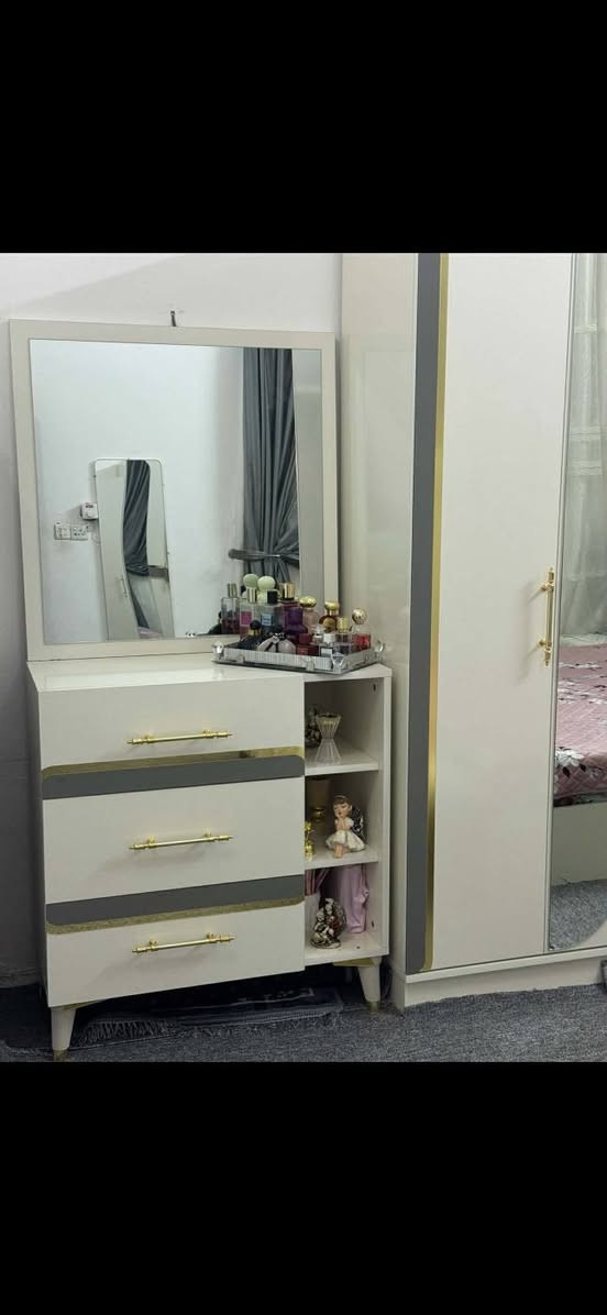 النجف شارع المطار كلش نضيفه 5 قطع تابع الحساب وتفضل خاص شعدكم للبيع دزو


**إذا كنت صاحب هذا الإعلان وتريد حذفه لأي سبب، رجاءا أرسل رسالة إلى الدعم الفني**