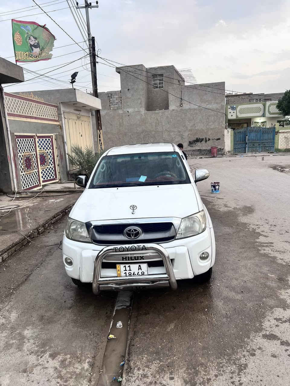 سلام عليكم للبيع هايلوكس فور ويل 4X4 
موديل  2010  رقم بغداد إنكليزي بسمي 
مكفوله كفاله عامه من الصبق والضربه والبارد 
كير اوتماتيك مكينه مكفوله لا بخار ولا صرف 
صدر جديد صار شهرين من شديته امامي وخلفي 
تخم تاير جديد سياره سعوديه مال بيت استخدام شخصي 
مكاني بغداد المعامل الباويه السعر 190  ورقه وبيها مجال حك الجيه للاستفسار اكثر اتصال ***********
