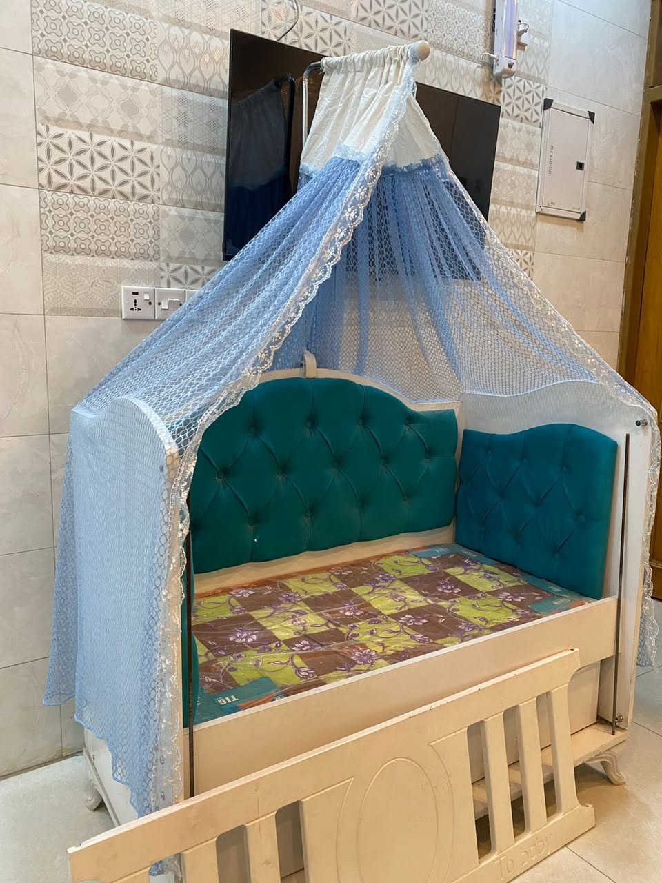 جرباية اطفال تركية
للبيع 
مستعمله نضيفة 
السعر. 125 الف
بغداد / حي القاهرة 

‭0772 227 2237‬
