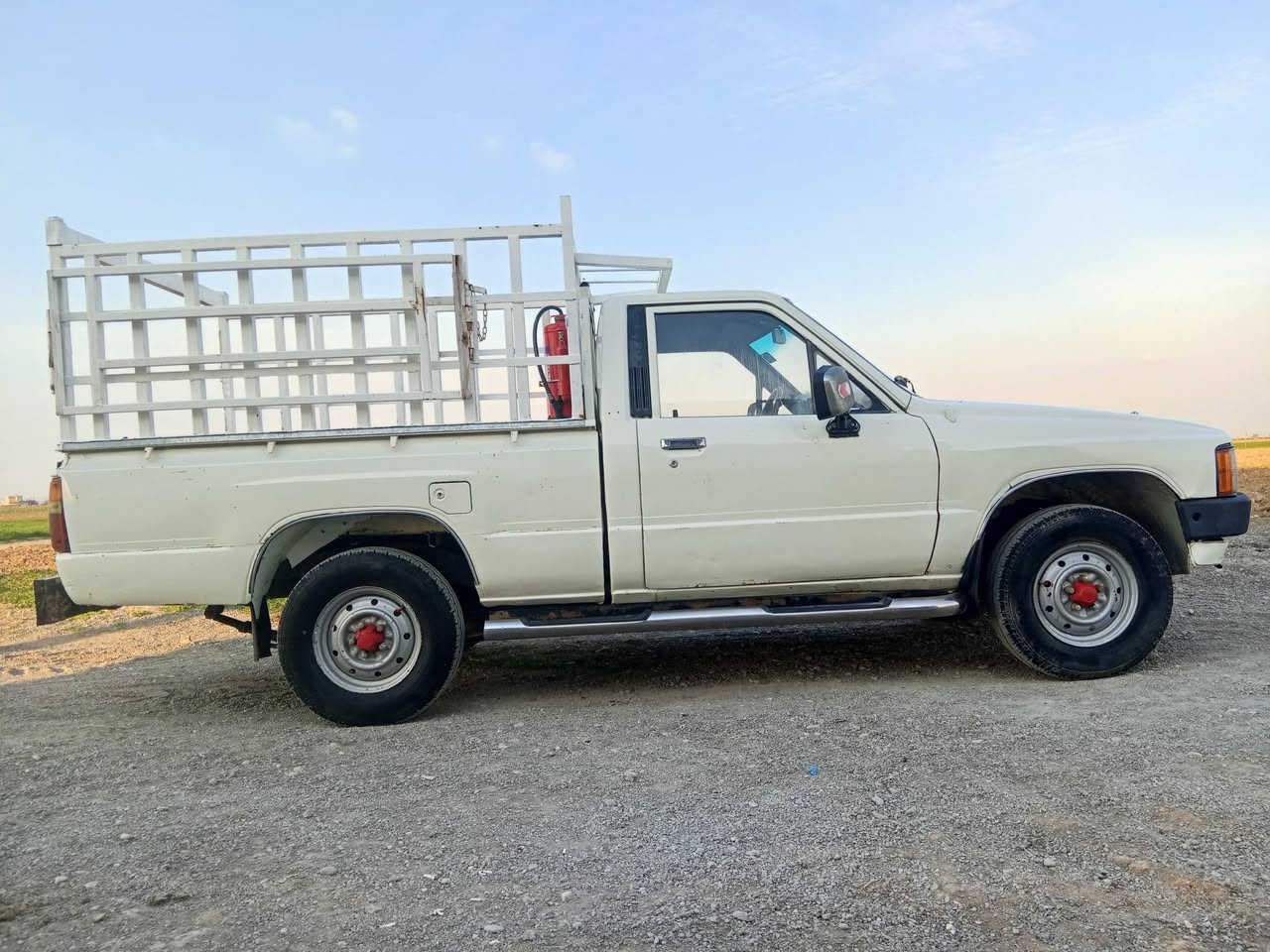 بكم 1985رقم كركوك مشروع وطني شرط اتحويل ول وكاله
كير محرك اكسل شرط تخم تاير نص عمر صدر حلو دوشمه حلوه العنوان الحويجه السعر40$وبيهامجال مكلف بنشر رقم صاحب السياره***********
