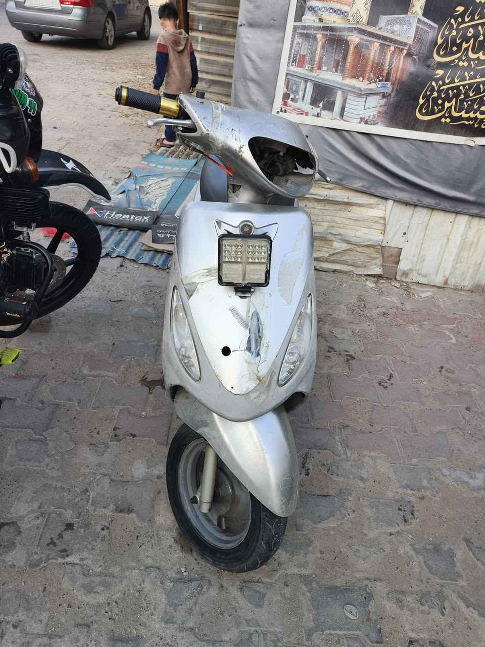 سلام عليكم دراجه ماكس منغولي للبيع دراجه نضيفه شغاله كهربائيات كامله دراجه فقط بيها دخان السعر قيم وخذ مكاني بغداد الشالجيه رقم ***********
