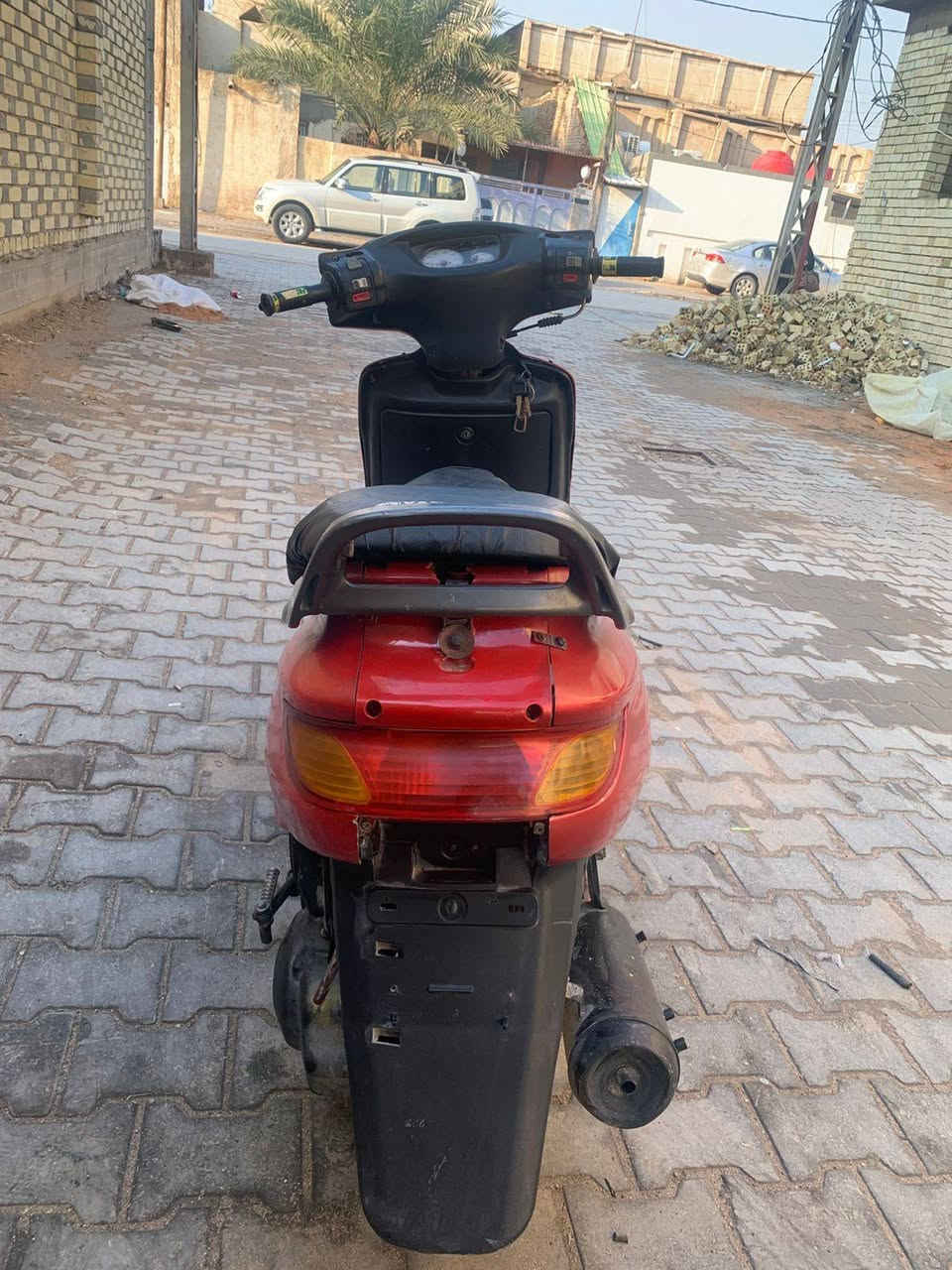 السلام عليكم دراجه فراشه كلشي شغال بيها ماعايزه شي رقمي واتساب أو اتصال ماعرف أقره
***********
