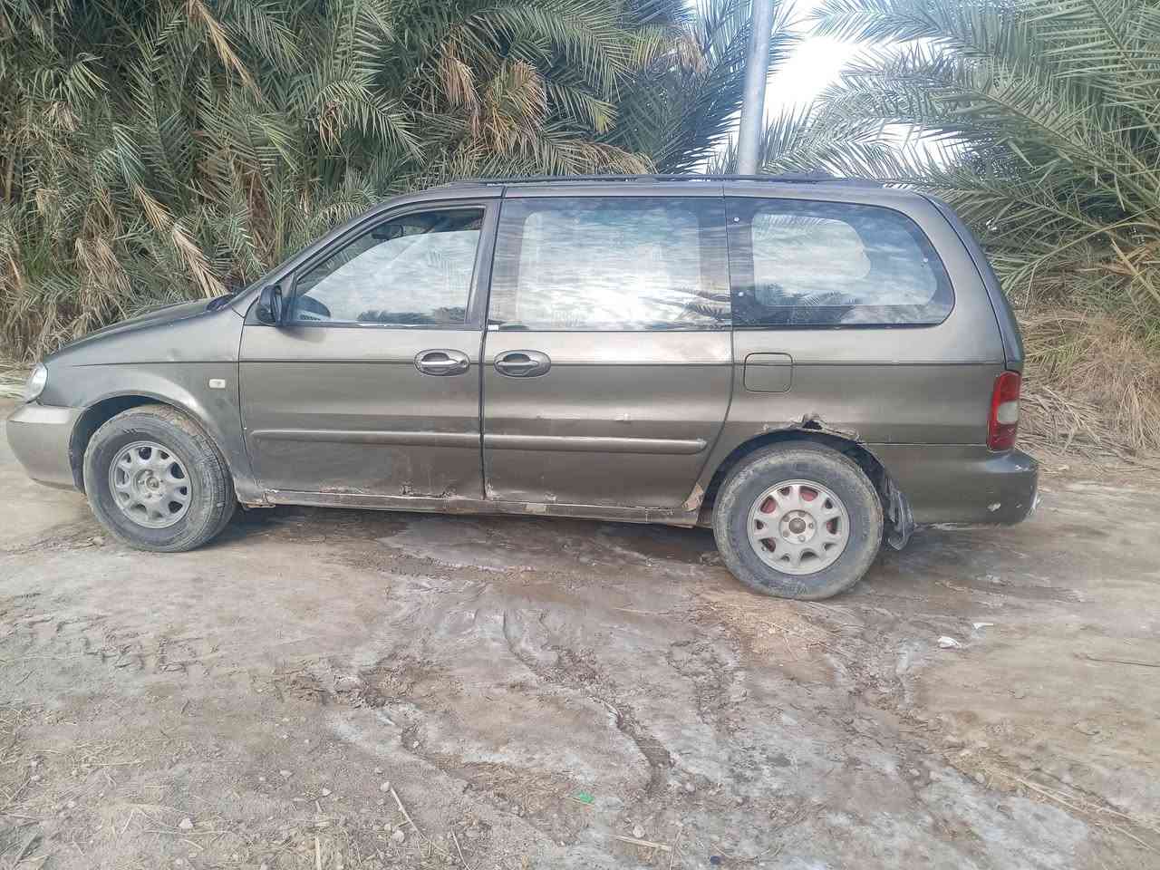 سلام عليكم سياره كرنفال للبيع موديل 2000 محدثه 2005 سياره كاز مكان سماوه كير ومحرك علشرط كهرباء يأت نضيفه السعر 60 وبيها مجال الا استفسار عله الرقم *********** محمد
