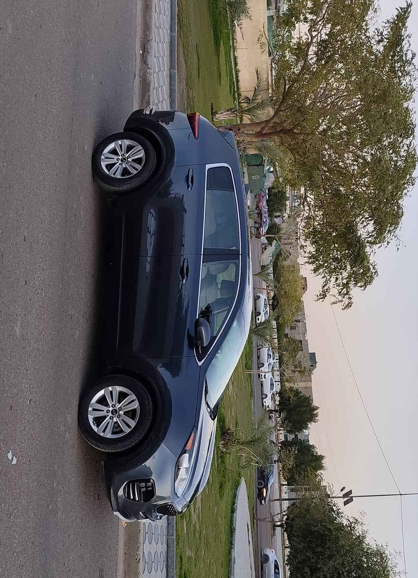 سبورتج 2018 أمريكي 
محرك 2400 GDI 
ماشية 80 mil 
سيارة داخلة كلين 
بيهه صبغ هنأ بالعراق 
رافق  صور سونار
الكير والمحرك مكفولة 
بلوجكترات أمامية 
صدر امامي وخلفي 
دبلات كله جديد 
تبريد قطعتين ثلج 
شاش كبيرة 
كاميرة خلفية 
شاشة عطلات
مانع انزلاق
بريك ABS
تحكم بالسرعة
تحكمات ستيرن 
رقم بغداد دولي هزة جديدة
سنوية بسمي تحويل مباشر 
مكانها بغداد حي العامل 
السعر 133$ 
***********
