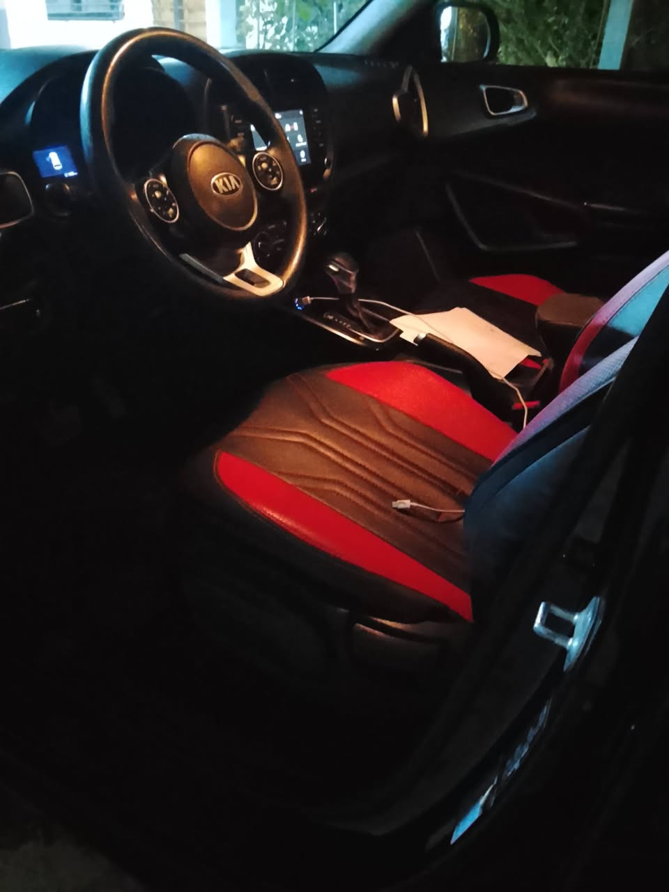 سول 2020 S گير AT
#گير AT 6 نمر
#مكينة 2000 دوش مكفولة من الفتح ومن الراجز
#مواصفات S ام الرادارات رادار امامي وجانبي ورادار خلفي
#قيادة ذاتية مع تحديد مسار
#نقطة عمياء بالمري
#توقف ذاتي عند الرجوع عند وجود حاجز او جسم
#فول تحكم ستيرن مع حاكية وكروز سرعة
#شاشة بلاد تدعم ابل كار بلي واندرويد اوتو
#كامرة دوارة بلاد
#مود درايڤ سبورت ونورمال
#ويل ١٦ مع تخم جديد وحساس ضغطpsi
#تبريد تدفئة بلاد
سيارة حادثهه بسيط وموجود سونار رقم بغداد انگليزي 
مكان بغداد رصافة

سعر 125 وبي مجال
اتصال
 ***********
