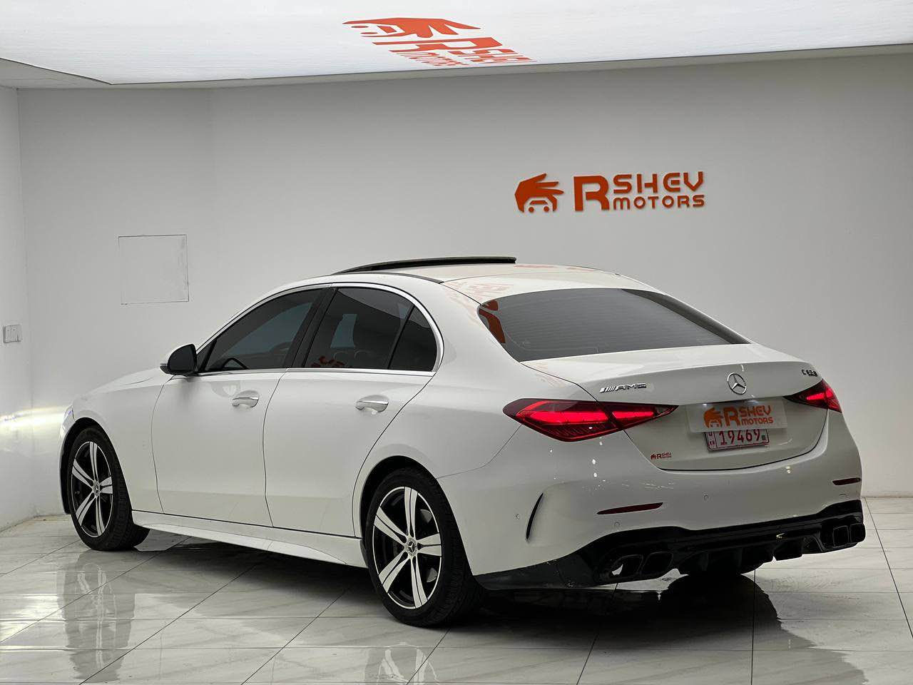 Mercedes benz C class 2023
مرسيدس سي كلاس ٢٠٢٣
مواصفات C300(فتحة سقف-رادار و حساسات ٣٦٠ درجة-شاشة-كاميرة خلفية -ابواب و تشغيل بصمة) يعني فول فول
مكينة ٤سلندر+توربو حجم ٢.٠لتر
ماشية 21,000ميل فقط
ضرر السيارة بس بنيد بدون دواخل و ايرباك
كاتي دهوك السيارة تترقم (دهوك-اربيل-سليمانيه)
السيارة كلش حلوة و نظيفة
مكفولة من كير و محرك وكهربائيات

ب  سعر (335$) ورقة و بيها مجال للطيبين

مكان السيارة

دهوك -معرض ارشف R-Shev
رقم51 من معارض التيرمينال 

***********
*********** دهوك, العراق
