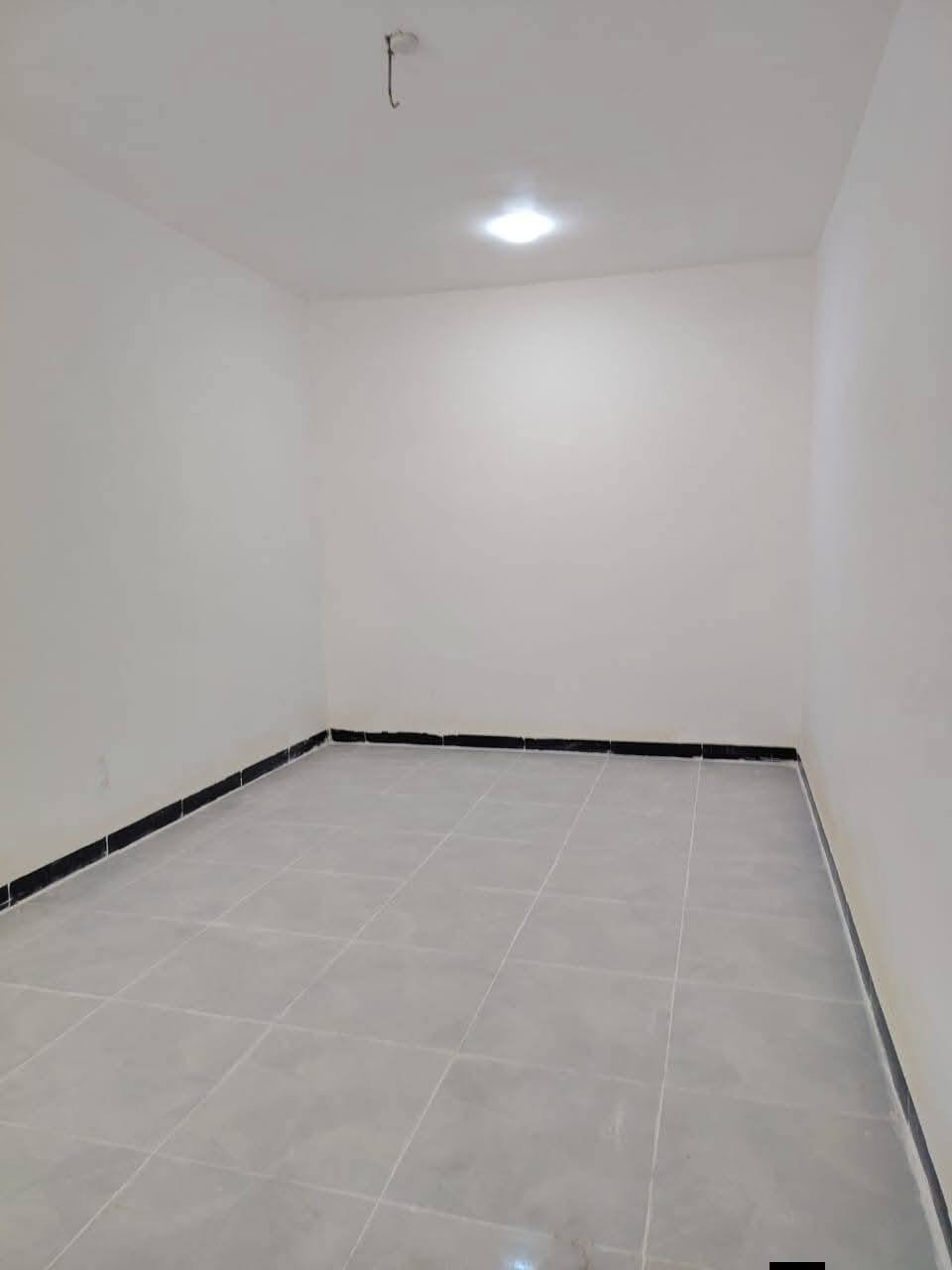 مكتب التساهل    عمود 282
‏‪0780 037 4167‬‏‬‏ بي واتساب

#بيت مساحه  150مربعه سعر💵 50💵وبيه مجال 
  م #طابو_زراعي  سند ٢٥
نجف مقابل ملحق قريه لغدير  مباشر مباشر 🤑   

غرفه 2// مطبخ// صاله// استقبال// صحيات خارج وداخل 

كراج

بناء ممتاز// اساس وسقف صب 
طابوق 🧱 جمهوري

كل البيت #سقوف_ثانويه

كل الخدمات موجوده 
مدارس 🏫 سوق #تبليط 

مقابل  قرية الغدير #مكتب التساهل عامود 282بظبط  ‏‏ ‬‏‬‏واتساب عنوان نجف
