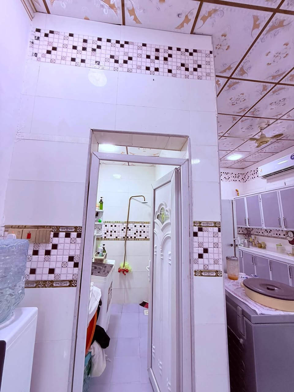دار سكن #للبيع 🏠
ملك صرف زراعي عراقي نموذج 25
.
#المساحة :: 100م / 
البناء حديث وشغل مرتب وسعر مناسب 
#السعر62 مليون قابل للتفاوض
📍 ابي الخصيب - البهادريه
#يحتوي :: طارمة . استقبال . صحيات خارجية .
صالة واسعة . غرفتين منام . صحيات داخلية .
مطبخ . منور خدمات .
#للإستفسار ::*********** سجاد المالكي
