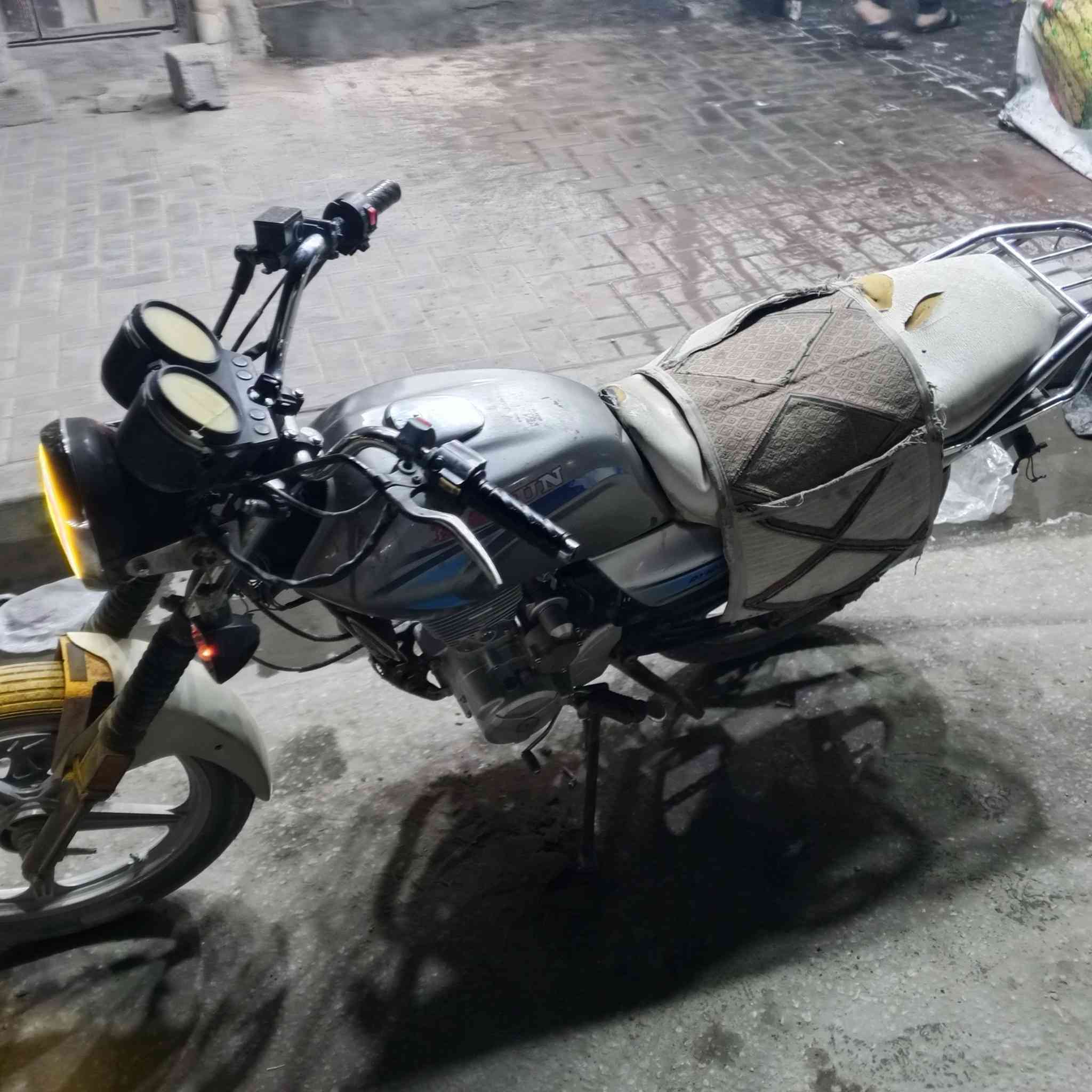 اسلام عليكم اقره المنشور زين وخابرني دايوان عضم موديل 15 اوراق اصولي اوراق اصولي اوراق شرط شخط مابيهن انضاف كلش كهربائيات شغاله سلف نگره لايت زنون دبل اشاره كله شغال عوزه ملاحضات بسيطه جداً الشاصي لا لحيم ولا عواج ولاخياسات مكفول كفاله عامه محرك مامفتوح وناعم شلعه.ومعدل خير من الله ب الواقع احلى السعر 600وبيها مجال للشراي مكاني كربلاء حي المهندسين مال العسكري قرب صيدليه الرونق مامتواجد خاص فقط اتصال رقمي/***********
