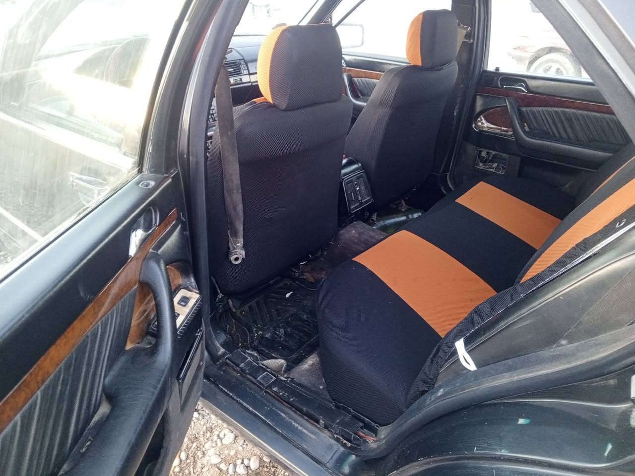 مارسدس شبح موديل 96 رقم صلاح الدين مشروع وطني شرط التحويل فول أوتوماتيك محرك كير بطه شرط صدر جديد كهربائيات شغاله مسجل  دبل جام تايرات جديد السعر 40 وبيها مجال شي قليل ومراوس يرهم مكان السيارة الشرقاط  // *********** // ***********
