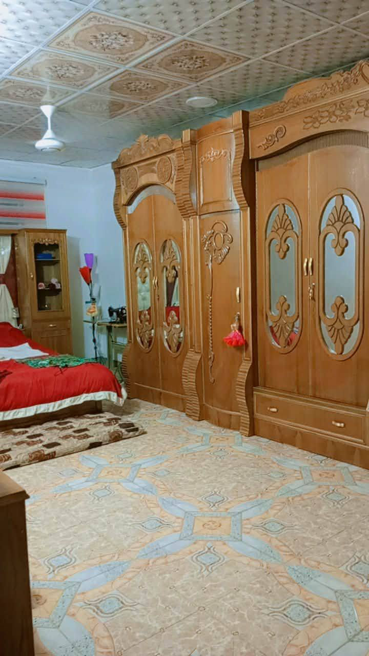 السلام عليكم بيت للبيع كربلاء حي العسكري شارع المذخر قطاع 17 خلف التجاري طابو صرف المساحه 200متر للاستفسار خاص او الاتصال بالرقم ***********
