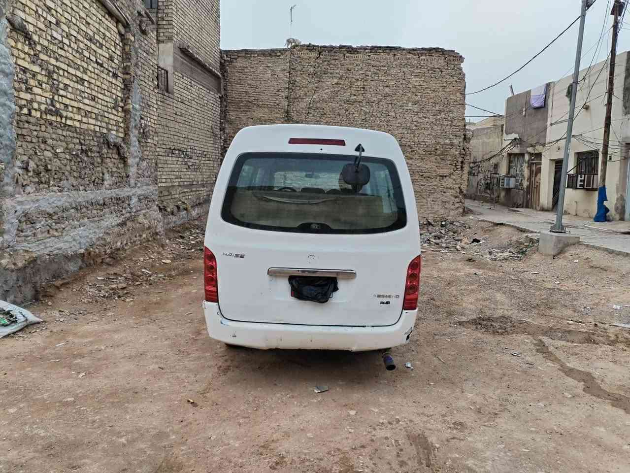 السلام عليكم اجون موصليه للبيع مديل 2014سياره حلوه مرتبه
مكينه كير اكسن مرتبات مكان السياره نجف رايدهه 30 
وبيهه مجال حك الجيه ***********
