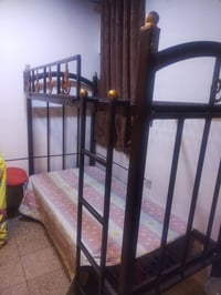 جربايه طابقين • حديد • نضيفه