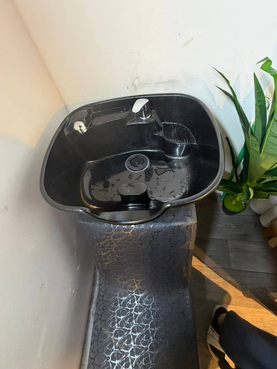 السلام عليكم مغسله للبيع مال غسل، شعر جديده ليست مستخدمه سعرها ٨٠ الف ويوجد توصيل


**إذا كنت صاحب هذا الإعلان وتريد حذفه لأي سبب، رجاءا أرسل رسالة إلى الدعم الفني**