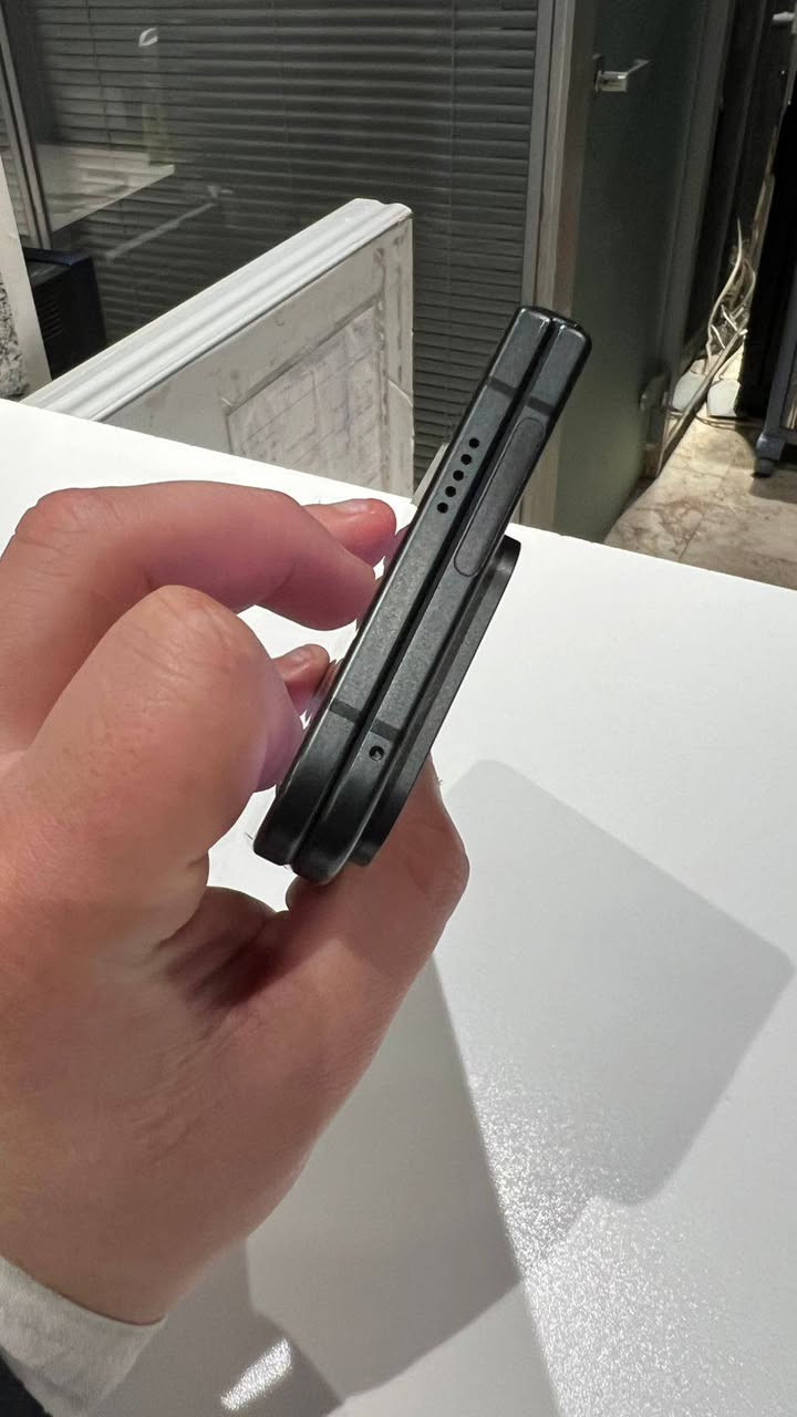 سلام عليكم
موبايل كوكل بيكسل ٩برو فولد ذاكره 256 عشوائية 16 نسبة النظافة ٩٩٪ بدون ملحقات سعر مليون و 65 الف


**إذا كنت صاحب هذا الإعلان وتريد حذفه لأي سبب، رجاءا أرسل رسالة إلى الدعم الفني**