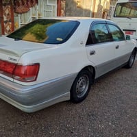 كراون • ملكه اصولي • بتكسي