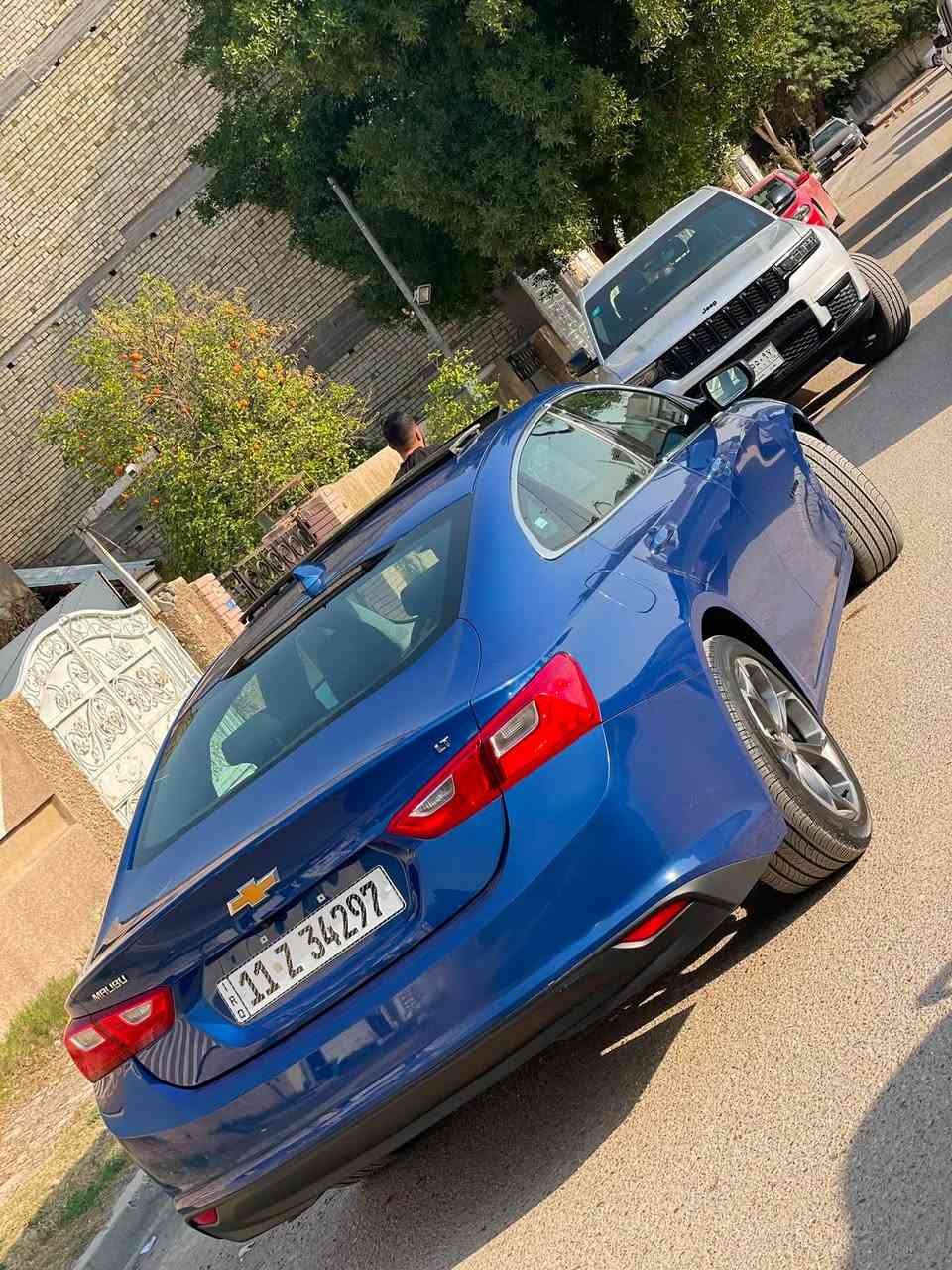 السلام عليكم
شوفرليت ماليبو 𝟐𝟎𝟐𝟑 𝐂𝐇𝐄𝐕𝐑𝐎𝐋𝐄𝐓 𝐌𝐀𝐋𝐈𝐁𝐔-𝐋𝐓 ضربتها موضحه بالصوره بابتين وجاملغ الصور مرفقه بالمنشور وسونار مرفق 

شوفرليت ماليبو (LT) فول مواصفات 2023

اللون : ازرق

رقم بغداد الدولي باسمي 

حجم المحرك : 1.5L TURBO( 4,سلندر )

المواصفات : LT

مواصفات 1/1

فتحة سقف بانورما

بصمة ابـــواب

بصمة تشـــغيل

تشغيل عن بعد (𝐑𝐄𝐌𝐎𝐓𝐄 𝐒𝐓𝐀𝐑𝐓)

شـــاشـــة ايباد لمـــس

هـــانـــد بـــريـــك بصمة

اوتو ستارات (𝐀𝐔𝐓𝐎 𝐒𝐓𝐀𝐑𝐃)

اوتو ستوب (𝐀𝐔𝐓𝐎 𝐒𝐓𝐎𝐏)

رادار امامي )

تحكمات استيرن 

كشنات كهربائي 

ويــــل كــــروم 
 عنوان بغداد شارع فلسطين 

السعر 130$ 

تفاصيل اكثر الاتصال***********
