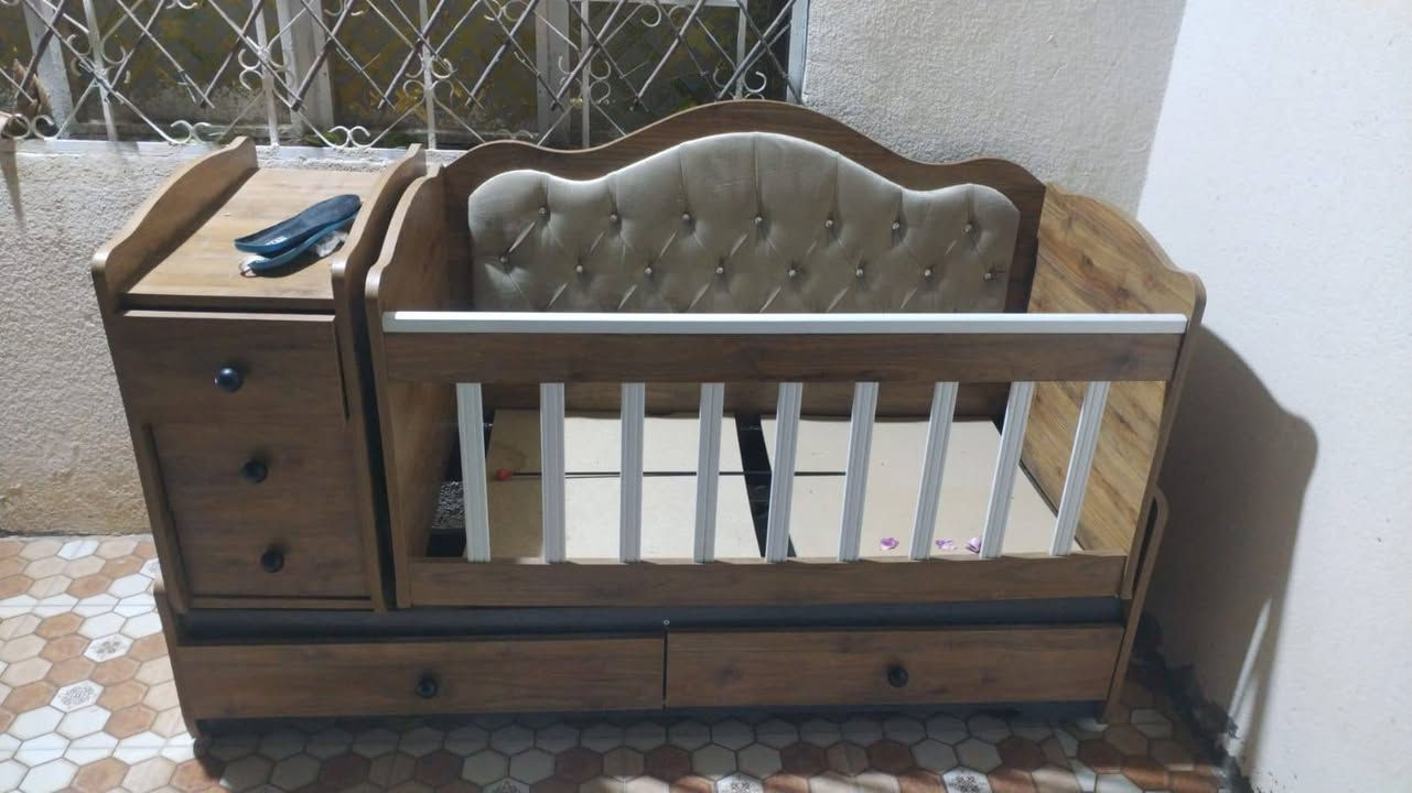 السلام عليكم كاروك للبيع *********** للتصال
