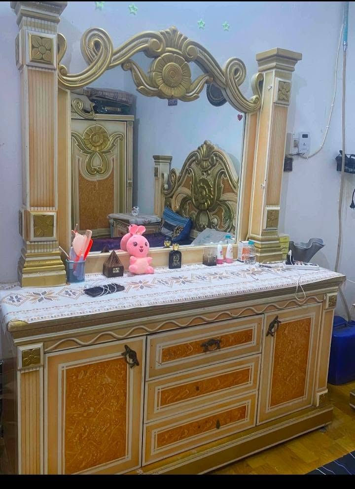 السلام عليكم
غرفه نوم خشب كويتي ايطالي
 نضيفه ميه بل ميه اي كسر مابيه
نريد نبيعهه مستعجلين ع الشيله الشراي يراسلني


**إذا كنت صاحب هذا الإعلان وتريد حذفه لأي سبب، رجاءا أرسل رسالة إلى الدعم الفني**