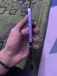 ايفون ١٣ برو ماكس • ٥١٢ • الخط متوقف