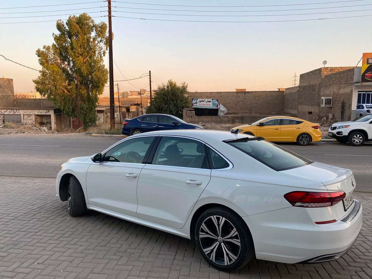 فولكسواكن باسات
2022
مكينه 20t
ماشيه 91000
مواصفاتseفول
مانع انزلاقabs
رادارامامي خلفي
تحديد مسار
لاين زينون
شاشه كار بلي
كشنات جلد +تحكم
تشغيل عن بعد
سياره كير مكينه شرط
سعر 138ورقه 
سياره بيع مراوس***********
