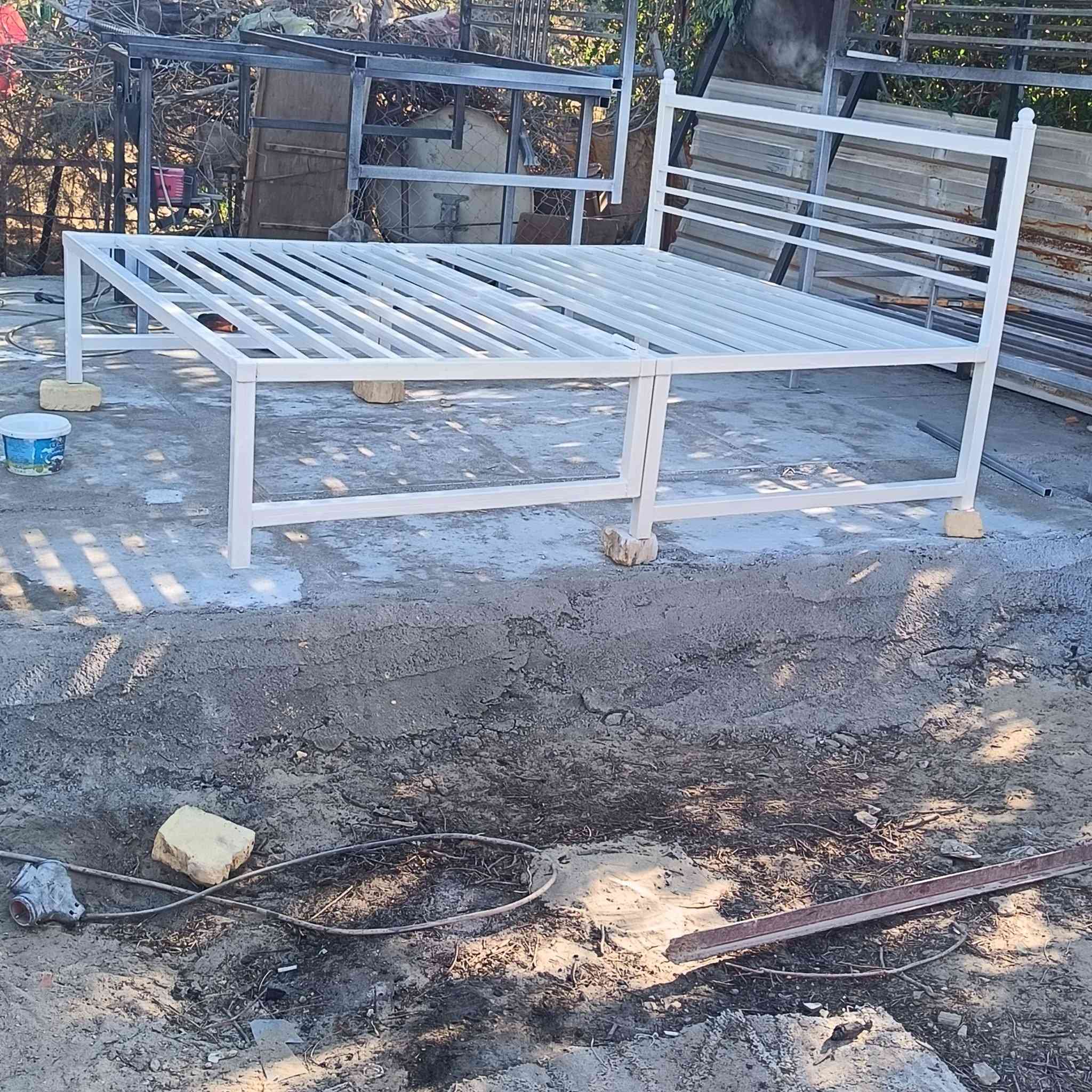 سلام عليكم عمل كافة انواع الجرابي ***********سماوه
