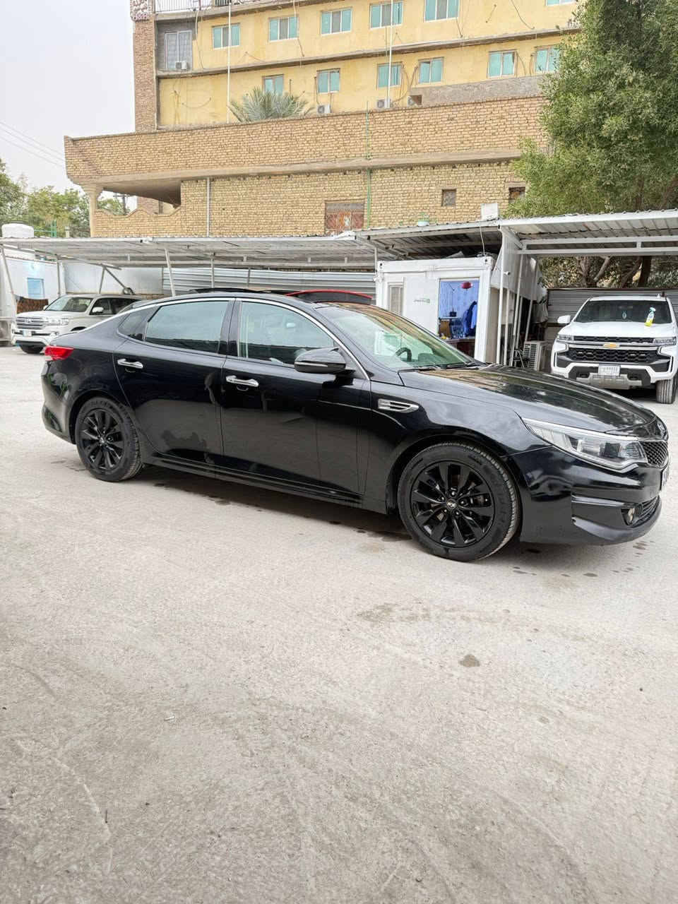 السلام عليكم كياا اوبتما2017 مكينه 2400  فول مواصفات 1/1 بونراما طكتين تدفئه تبريد بالكشن تدفئه بالستيرن قطعتين تبريد رادارات حساسات خلفي امامي نقطه عمياء فول مواصفات بيه ربع بنيد وجنطه صبغ  فقط بدون دواخل سيارة جديدة اي نقص مابيه مكان السيارة كربلاء السعر125/ رقم وسنويه كله جديد  ***********
