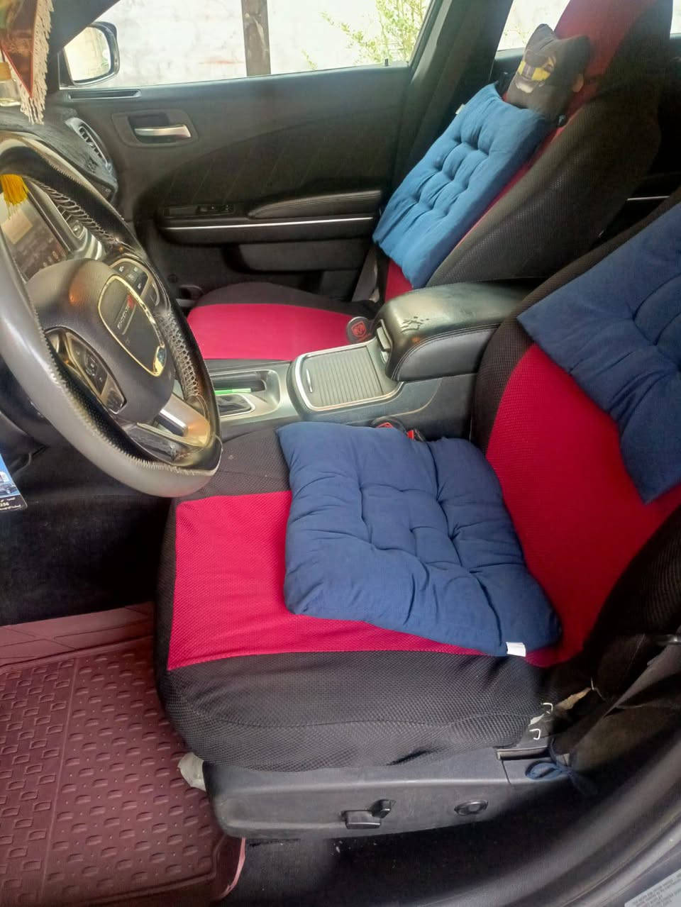 البصرة قضاء الصادق 
جارجر 2017 أصل مكفولة فقط بارد بسيط السيارة نظيفة واحلى من الصور رقم دولي سنوية ل 29 
التفاصيل الاتصال ع الرقم ***********

السعر 218$
