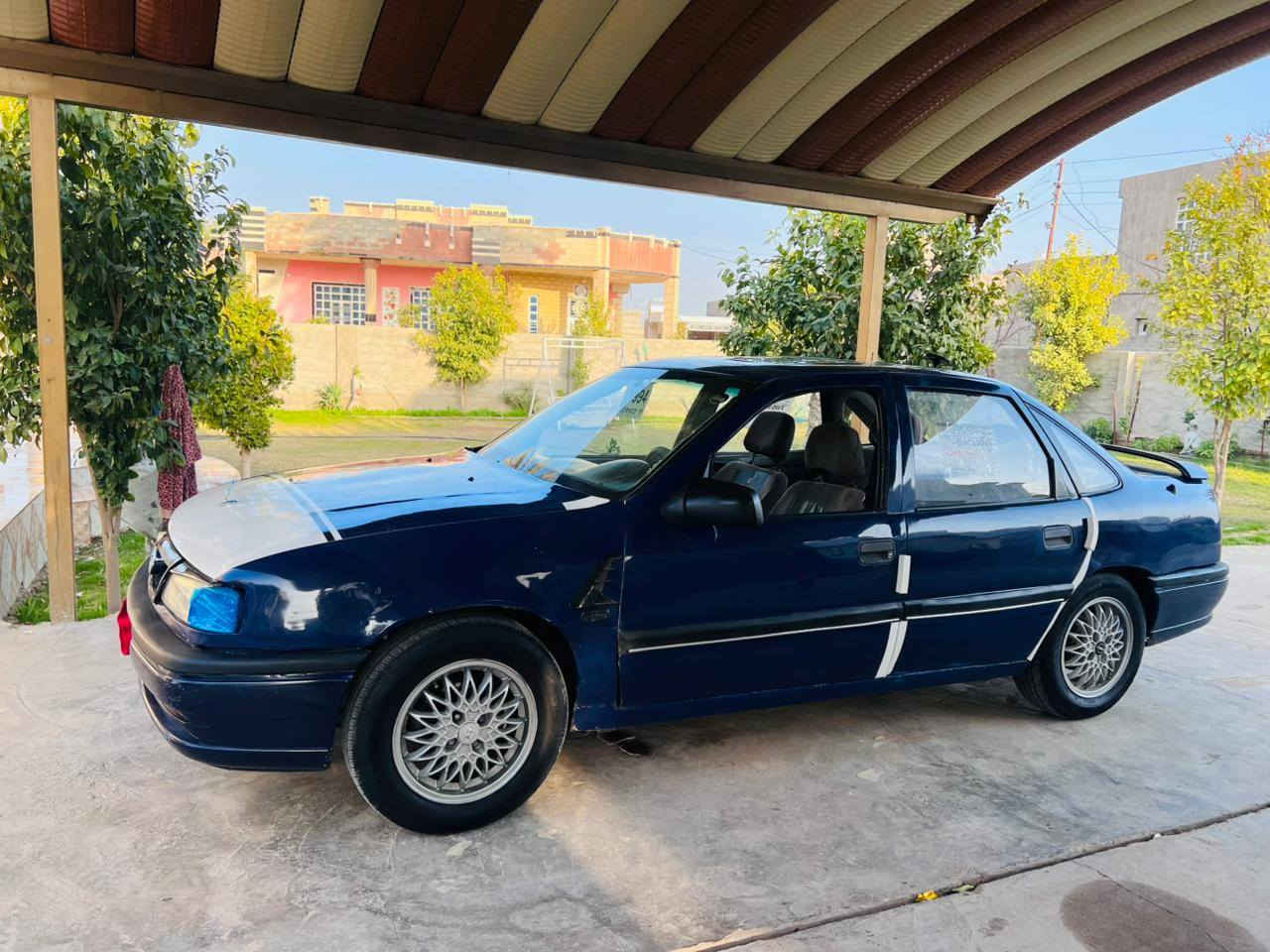 يالله اوبل فكترا للبيع موديل 1994 محرك 1800 المرغوب صبغ عام جماليه فقط كفاله من الخويس سنويه مجدده محرك كير صدر كهربائيات كلها شغاله تخم تاير جديد سياره مال جناي متعوب عليها جاهزه من كلشي السعر ٣٥ وبيه مجال  مكاني رمادي  #للاستفسار***********
