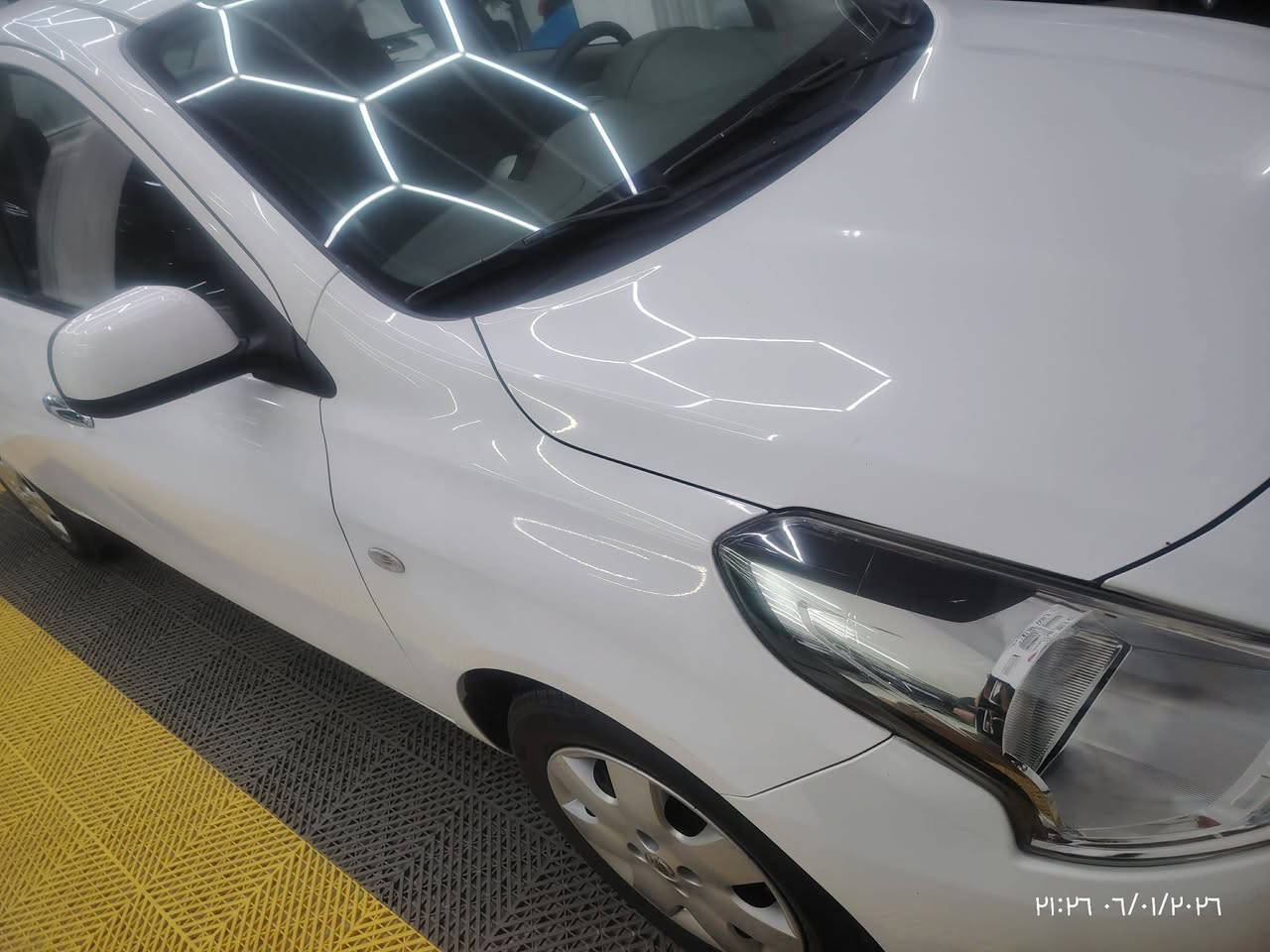 السلام عليكم ورحمة الله وبركاته
سيارة للبيع نيسان سني هندي 
سيارة موديل....... 23
السيارة كلش نظيفة جدا اخت الكلين 
سيارة تبريد تدفئة قفل مركزي 
سيارة كلش جديدة 
بيها رصعتين فوق باب السايق بالتكمة 
ورصعة باب السكن وشخط بسيط 
سعر 128 بيها مجال شي بسيط 
للاستفسار اتصل 
***********
