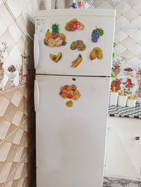 ثلاجة ١٦ ارجيلك • نظيفة شغالة • القوسات