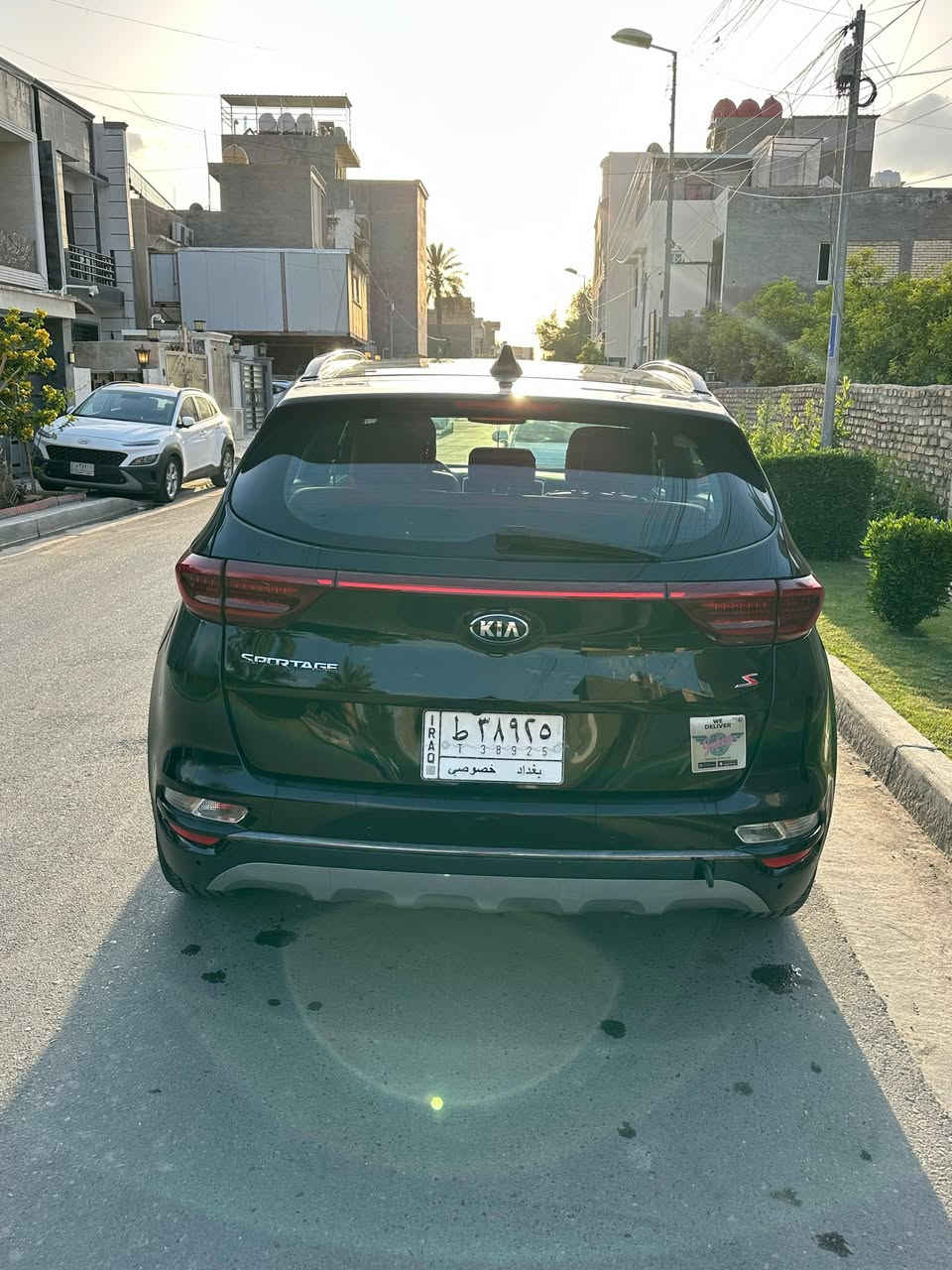 كيا سبورتاج 2020 امريكي
فول مواصفات رقم بغداد
ماشيه ٨٠ الف كيلو

محرك 2,400 
بانوراما
كشنات جلد كهربائيه تدفأه
ترحيب 
رادارات
تحكمات ستيرن 
٣ انظمة قيادة
وغيرها مواصفات السبورت معروفه

حادثها كلش خفيف موضح بالصور جاملغ خلفي وجاملغ امامي فقط

السعر ١٨,٥٠٠ $ وبيها مجال للشراي....***********
