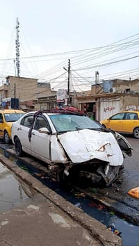 ليفان 620 سياره حادثها بجم كير محرك شغالات صفايح سليمه كلها سكف كذالك ...