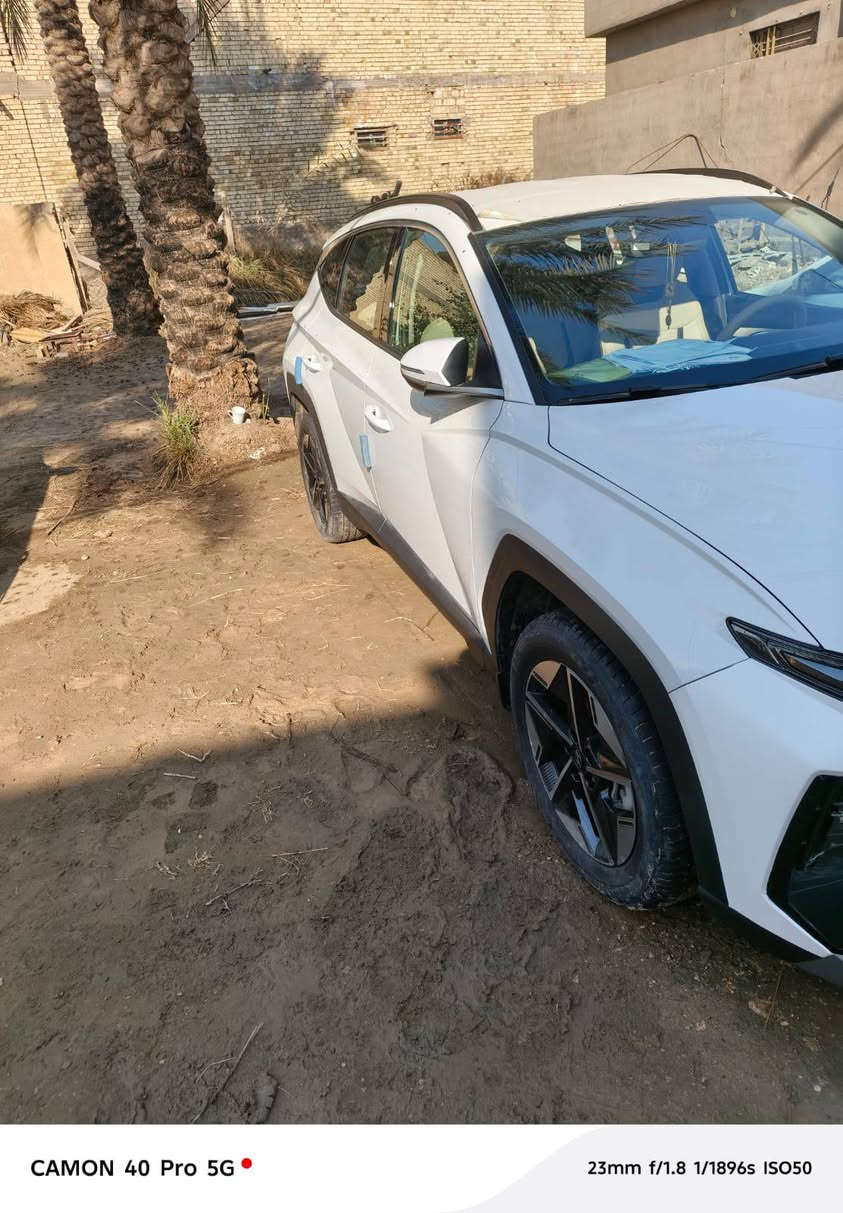 توسان 2025  
زيرو ماشيه أقل ٢٠٠٠ دهن الشركه
رقم كربلاء ضمان ثلاث سنوات كفالةالدولي 
محرك 2000 دووش 
كفاله عامه من الزلغ حتى الدعاميات 

فووول مواصفات 

شاشه متصل تدعم كار بلاي + أندرويد اوتو 
عداد دجتل متصل 
شحن لاسلكي 
كشنات جلد بيجي 
كشنات كهرباء 
حساسات امامية + خلفية 
كاميرا خلفية دواره 
مثبت سرعة 
تحديد مسار 
دخول ذكي 
تشغيل ذكي 
بصمه جنطة 
ويل كبير 
لدات أماميه 
لد خلفي متصل 
لايت دوار ويا الستيرن
قطعتين تبريد خلفي 
هاند بريك بصمة 
انظمه قياده سبورت ايكو نورمال …
تحكمات ستيرن 
بردات خلفية . اخذتها زيرو من شركه باركود

مكان السياره كربلاء شارع فندق البارون 
للعلم السياره دوشمه مع دوشمه الكاعيه كامله. 
السعر 240
***********
