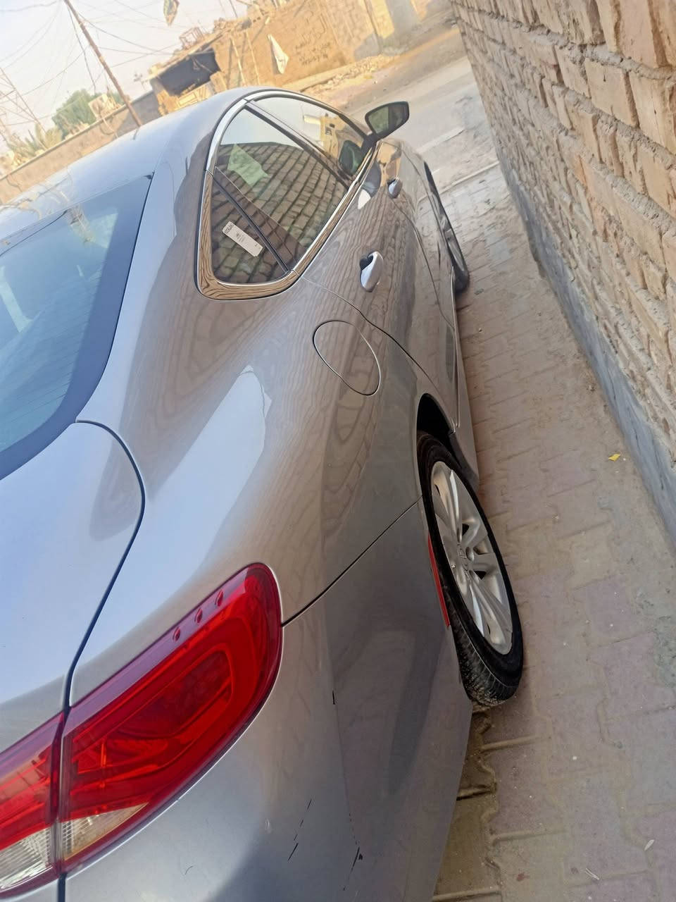 السلام عليكم 
بسم الله الرحمن الرحيم 
للبيع سيارة C200 موديل 15 مكينة اربعة اسلندر حجم 2400 
وارد امريكي كير مكينة تبريد كهربائيات حدادية مكفولات 
كشر شواصي الغود مكفول ما عدا البنيد صبغ الباقي كفاله 
السيارة عليها برمجة مراوح ورادتير سراوين جديد وباتري جديد وعبوه اصليه تفصيخ كامله وتخم تايرات جدد  واستوني امبدل الها مكينة مال كصه بالجيس اوربي وسنويتها لل27 
السعر 123 وبيها مجال السيارة متعوب عليها 
اتصال او واتساب ***********
