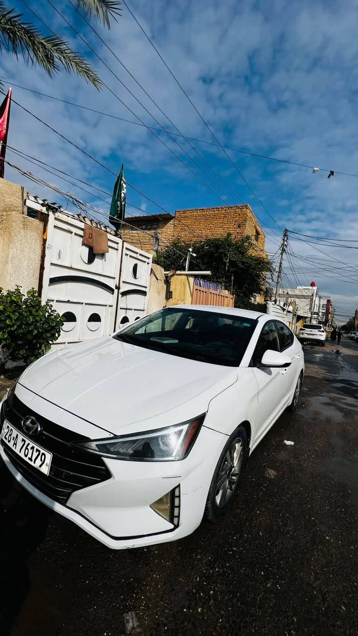 2020 بيها جاملغ وبنيد مرشوش حداديه وتخم تاير فول السياره السعر 125 الرقم ***********
