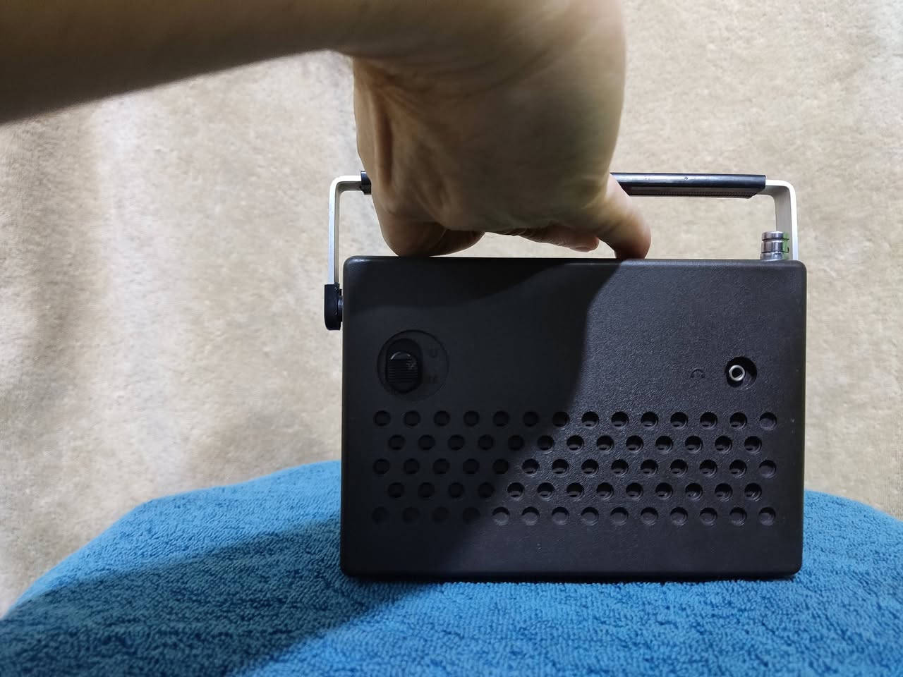 راديو أي تي تي
ف م شرط الشغل 
اي ام لا يعمل 
٢٥ الف


**إذا كنت صاحب هذا الإعلان وتريد حذفه لأي سبب، رجاءا أرسل رسالة إلى الدعم الفني**