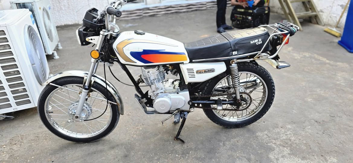 سلام عليكم دراجه إيراني نامه شلامجة موديل ٢٢ دراجه اوراق بسم راعيها تحويل مباشر
سعرها ٨٥٠ قفل ما بيه مجال أنه مكلف بل نشر هذه رقم صاحب الدراجه ‪0770 418 4493‬‏
