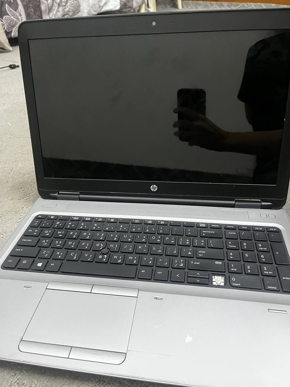 السلام عليكم حاسبةhp وياها ماوس وكيبورد ابو الاضويه الله شاهد الحسابه كلش نضيفه وما مستعملها بش شهر واحد علمود القرايه يعني بعدها جديده وياها جنطتها الاصليه وشاحنتها الاصليه بس بيها خلل واحد ما تشتغل اله عل شحن وسريعه وتكدر تنزل عليها العاب بس مو ألعاب ضخمه Hp
Core i5-7th
Ram 8
Ssd 256
شاشة ١٥.٦ شباب سعرها 200 قفل الله عليكم لحد يكسر بسعرها  *********** واتساب
