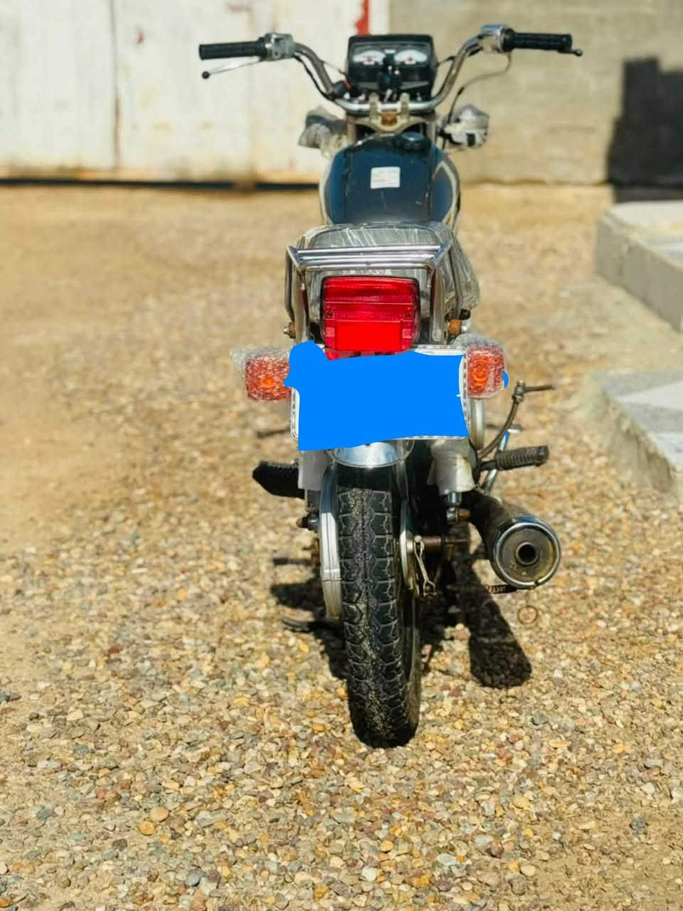 سلام عليكم شبابنه هاي دراجه البيع دراجه حلوه ونضيفه دراجه بدون وراق السعر 450 وبيه مجال مكاني القرنه الثغر رقمي  ***********
