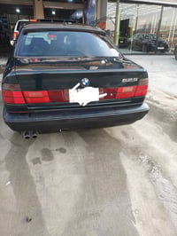 بي ام ٥٢٥ • موديل ١٩٩٢ • رقم انبار