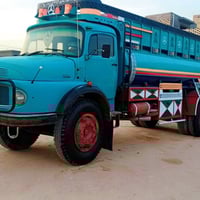 سياره قجمه للبيع مديل٨٠ قماره بلاديه قطرت صبغ مابيه لا صبغ ولا جراد شا...